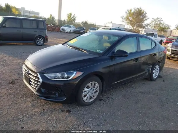 5NPD74LF6JH349687 2018 HYUNDAI ELANTRA - Image 2