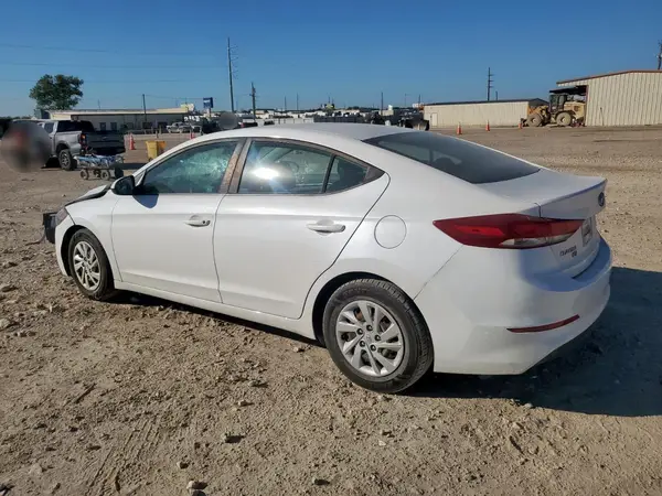 5NPD74LF6JH351472 2018 HYUNDAI ELANTRA - Image 2