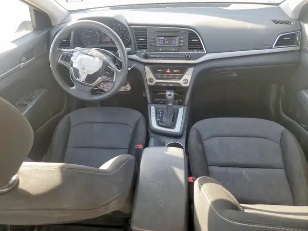 5NPD74LF6JH351472 2018 HYUNDAI ELANTRA - Image 8