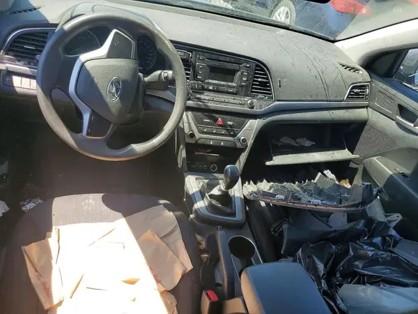 5NPD74LF6JH355070 2018 HYUNDAI ELANTRA - Image 8