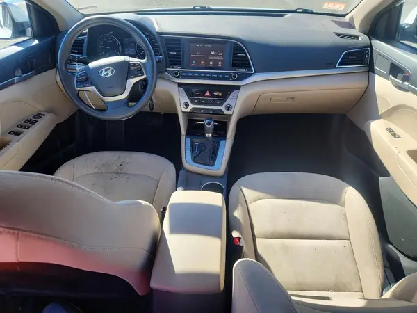 5NPD74LF6JH357224 2018 HYUNDAI ELANTRA - Image 8