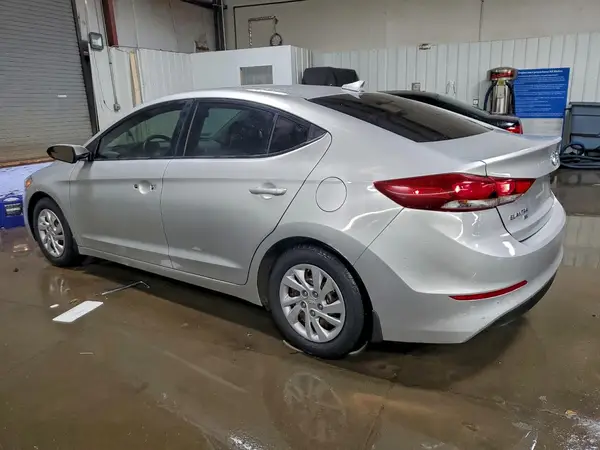 5NPD74LF6JH362729 2018 HYUNDAI ELANTRA - Image 2