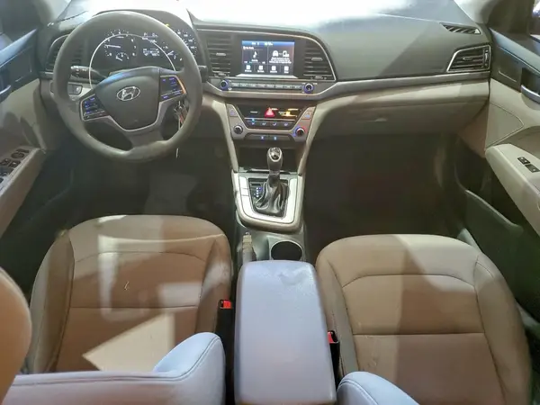 5NPD74LF6JH368787 2018 HYUNDAI ELANTRA - Image 8