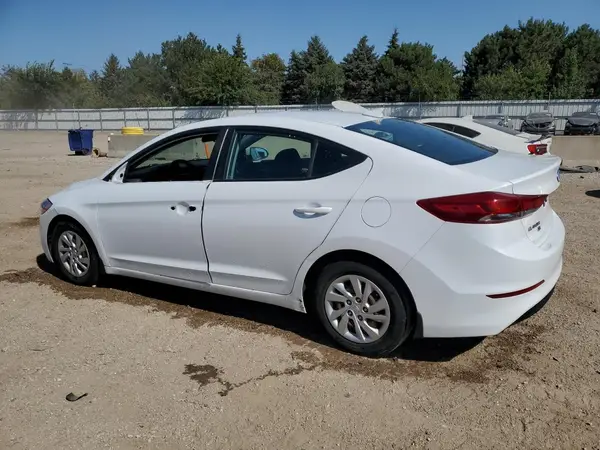 5NPD74LF6JH373147 2018 HYUNDAI ELANTRA - Image 2