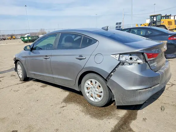 5NPD74LF6JH374640 2018 HYUNDAI ELANTRA - Image 2