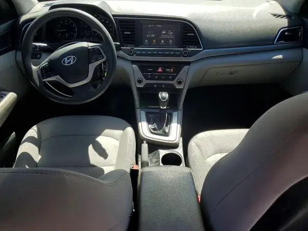 5NPD74LF6JH382463 2018 HYUNDAI ELANTRA - Image 8
