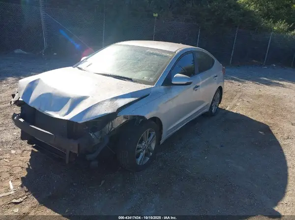 5NPD74LF6JH385363 2018 HYUNDAI ELANTRA - Image 2