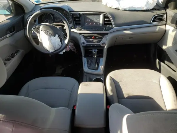 5NPD74LF6JH386223 2018 HYUNDAI ELANTRA - Image 8