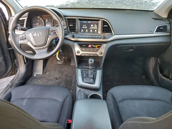 5NPD74LF6JH401822 2018 HYUNDAI ELANTRA - Image 8