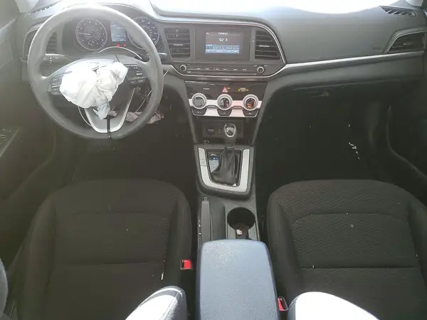 5NPD74LF6KH427807 2019 HYUNDAI ELANTRA - Image 8