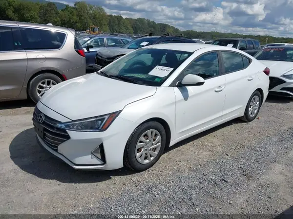 5NPD74LF6KH429153 2019 HYUNDAI ELANTRA - Image 2