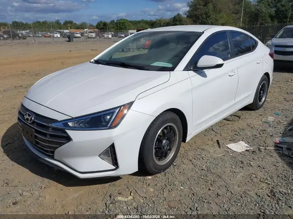 5NPD74LF6KH429900 2019 HYUNDAI ELANTRA - Image 2