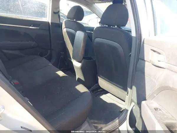 5NPD74LF6KH432375 2019 HYUNDAI ELANTRA - Image 8