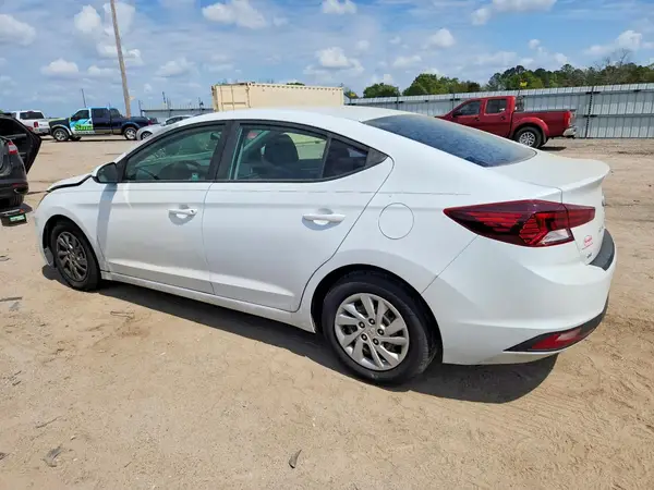 5NPD74LF6KH437933 2019 HYUNDAI ELANTRA - Image 2