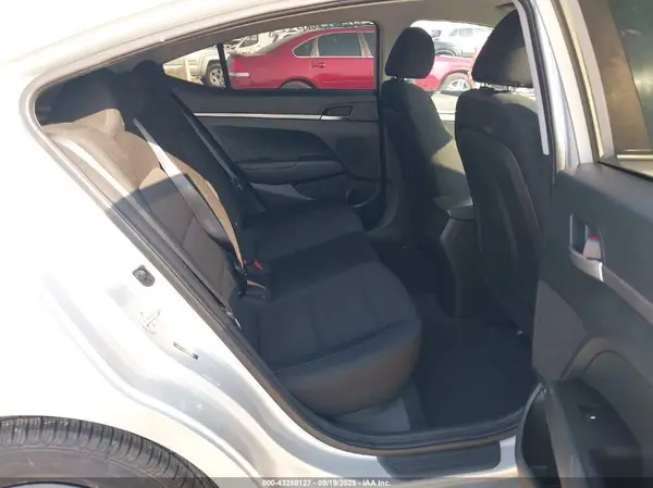 5NPD74LF6KH439245 2019 HYUNDAI ELANTRA - Image 8