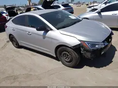 5NPD74LF6KH443599 2019 HYUNDAI ELANTRA