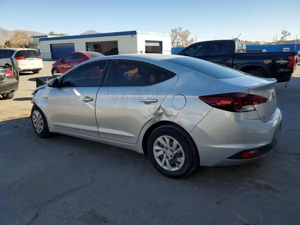 5NPD74LF6KH447474 2019 HYUNDAI ELANTRA - Image 2