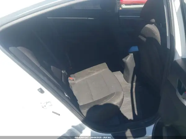 5NPD74LF6KH447958 2019 HYUNDAI ELANTRA - Image 8