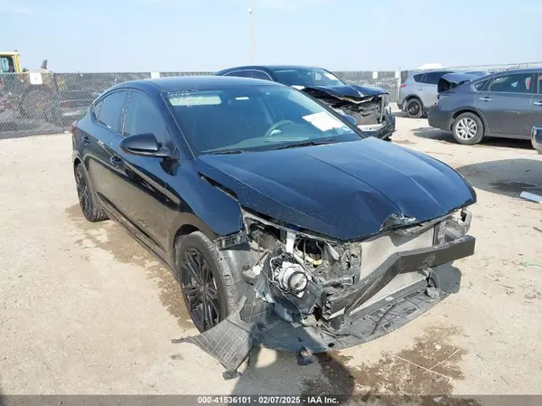 5NPD74LF6KH454327 2019 HYUNDAI ELANTRA - Image 1