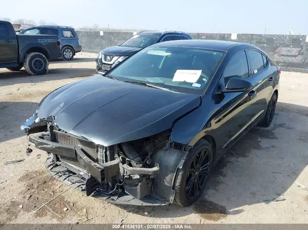 5NPD74LF6KH454327 2019 HYUNDAI ELANTRA - Image 2