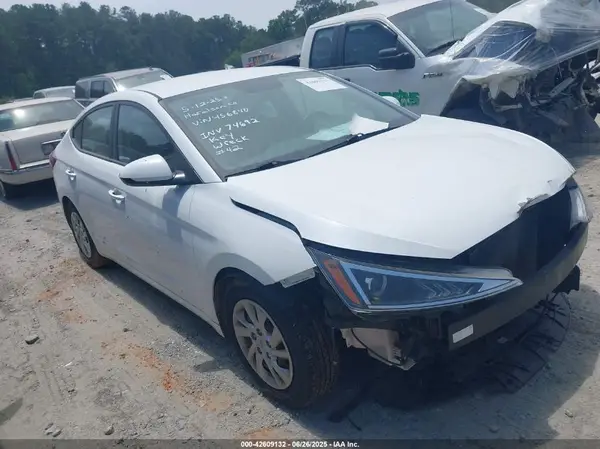 5NPD74LF6KH456840 2019 HYUNDAI ELANTRA - Image 1