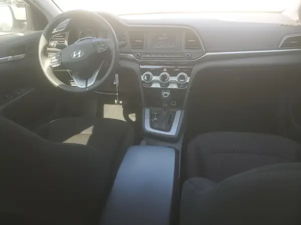 5NPD74LF6KH460984 2019 HYUNDAI ELANTRA - Image 8