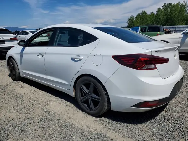 5NPD74LF6KH471225 2019 HYUNDAI ELANTRA - Image 2