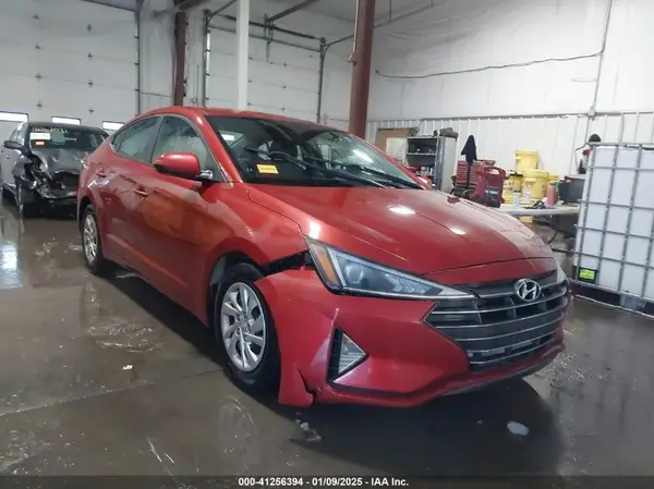 5NPD74LF6KH473802 2019 HYUNDAI ELANTRA - Image 1