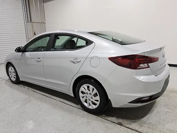 5NPD74LF6KH476408 2019 HYUNDAI ELANTRA - Image 2