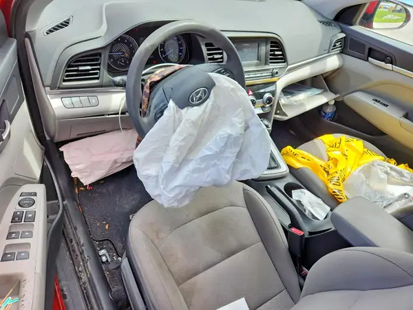 5NPD74LF6KH477753 2019 HYUNDAI ELANTRA - Image 8