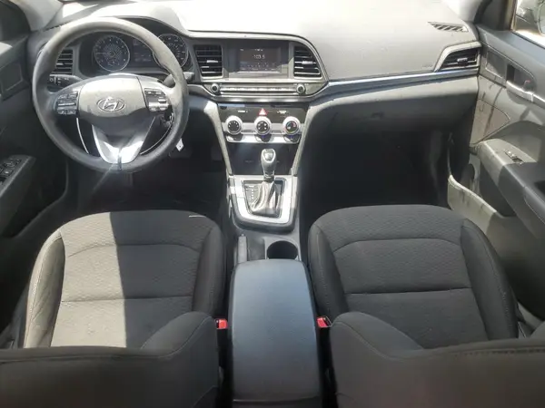 5NPD74LF6KH484587 2019 HYUNDAI ELANTRA - Image 8
