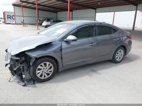 5NPD74LF6KH486131 2019 HYUNDAI ELANTRA - Image 2