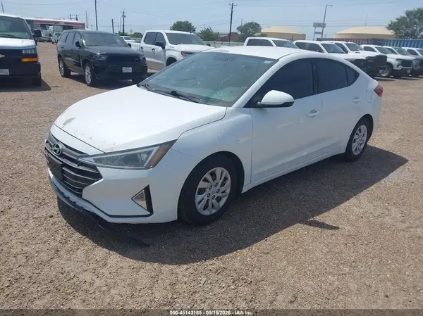 5NPD74LF6KH486579 2019 HYUNDAI ELANTRA - Image 2