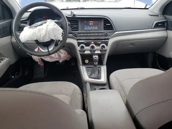 5NPD74LF6KH486999 2019 HYUNDAI ELANTRA - Image 8