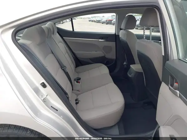5NPD74LF6KH488056 2019 HYUNDAI ELANTRA - Image 8