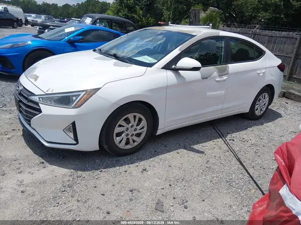 5NPD74LF6KH493368 2019 HYUNDAI ELANTRA - Image 2