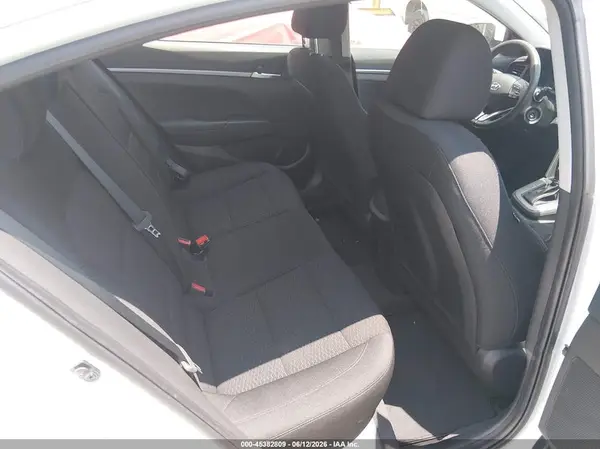 5NPD74LF6KH493368 2019 HYUNDAI ELANTRA - Image 8