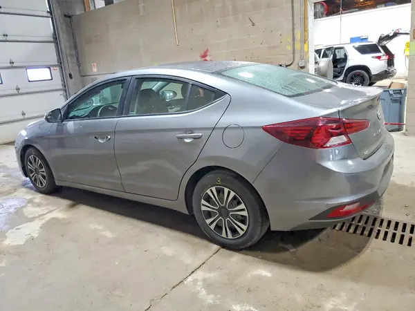5NPD74LF6KH494956 2019 HYUNDAI ELANTRA - Image 2
