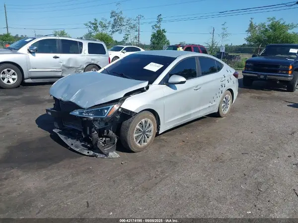 5NPD74LF6KH495363 2019 HYUNDAI ELANTRA - Image 2