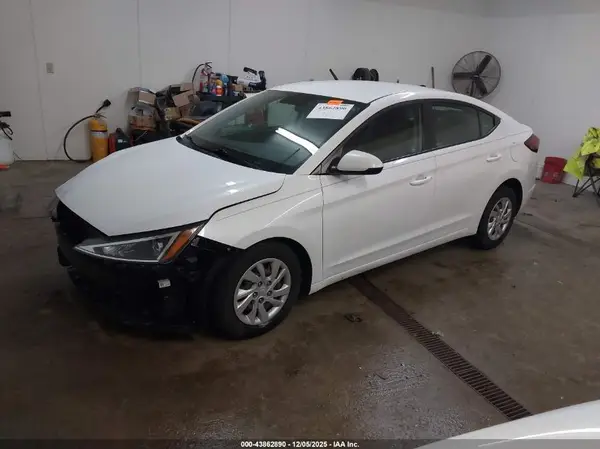 5NPD74LF6KH496271 2019 HYUNDAI ELANTRA - Image 2
