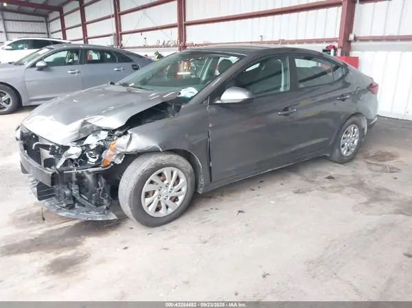 5NPD74LF6LH500790 2020 HYUNDAI ELANTRA - Image 2