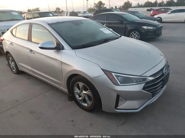 5NPD74LF6LH508985 2020 HYUNDAI ELANTRA - Image 1