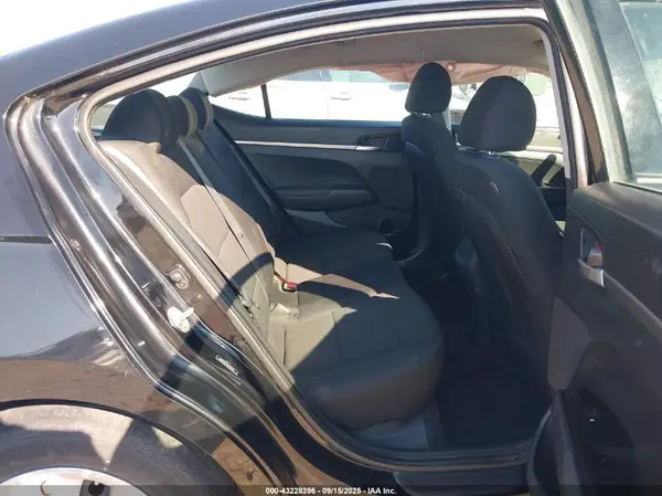 5NPD74LF6LH526368 2020 HYUNDAI ELANTRA - Image 8