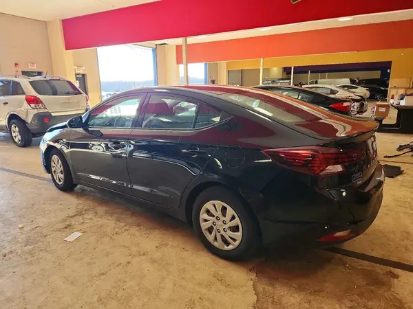 5NPD74LF6LH527813 2020 HYUNDAI ELANTRA - Image 2