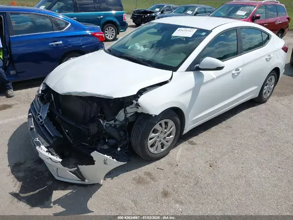 5NPD74LF6LH529092 2020 HYUNDAI ELANTRA - Image 2