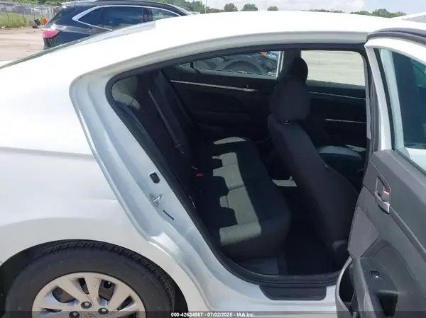 5NPD74LF6LH529092 2020 HYUNDAI ELANTRA - Image 8