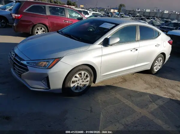5NPD74LF6LH529366 2020 HYUNDAI ELANTRA - Image 2