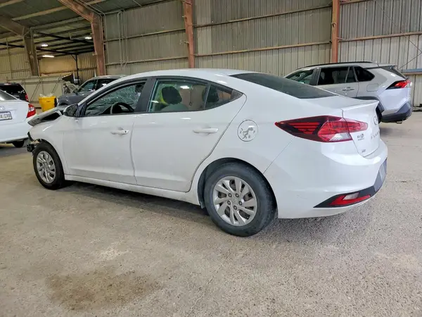 5NPD74LF6LH549701 2020 HYUNDAI ELANTRA - Image 2