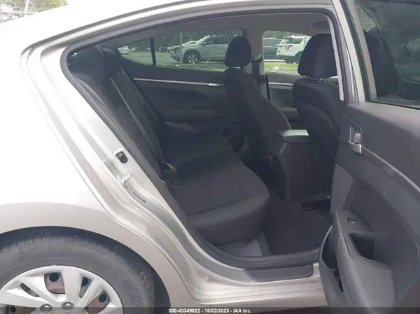 5NPD74LF6LH561038 2020 HYUNDAI ELANTRA - Image 8