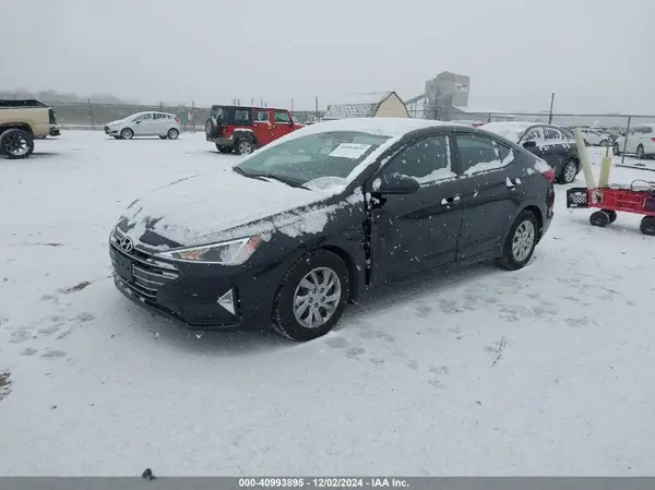 5NPD74LF6LH587008 2020 HYUNDAI ELANTRA - Image 2